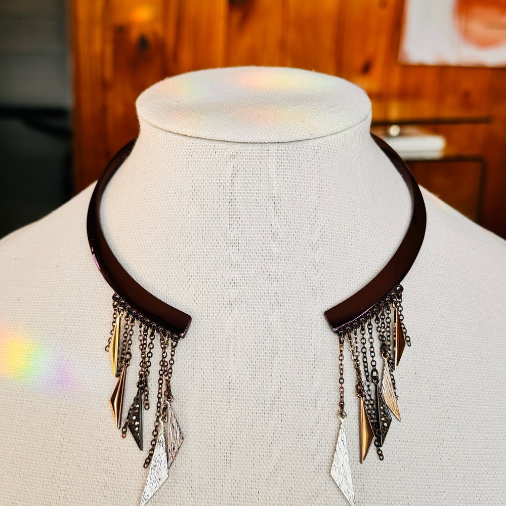 Elegant Purple and Bronze Women's hinged choker Necklace - Picture 2 of 4